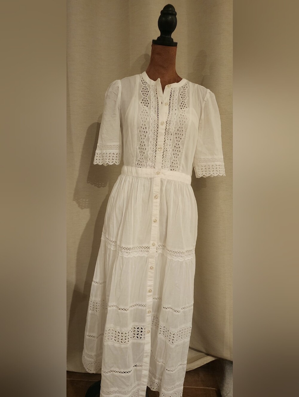 GAP White Eyelet Lace Tiered Maxi Dress